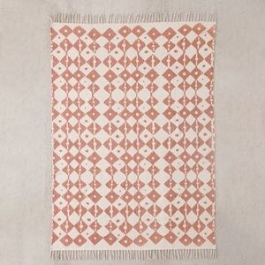 Urban Outfitters Cut Diamond Rug in Burnt Orange